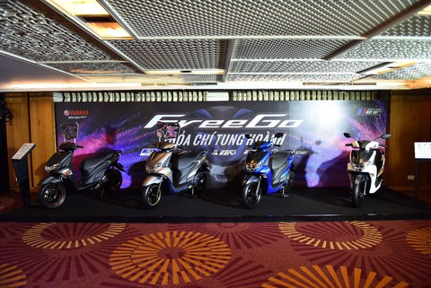 Xuất hiện xe tay ga thể thao của Yamaha làm xiêu lòng giới trẻ - Ảnh 2. Xuất hiện xe tay ga thể thao của Yamaha làm xiêu lòng giới trẻ - Ảnh 2.