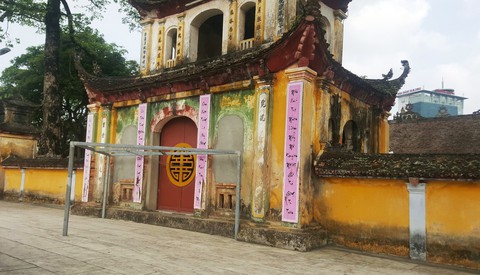 Trụ trì chùa Trung Hành phải sám hối vì dọa thả chó cắn phật tử và uống bia - Ảnh 3. Trụ trì chùa Trung Hành phải sám hối vì dọa thả chó cắn phật tử và uống bia - Ảnh 3.
