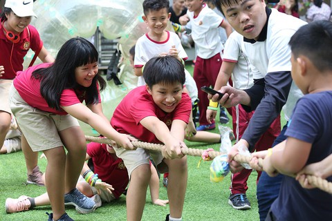 Cho trẻ trở về với thiên nhiên, học kỹ năng sinh tồn - Ảnh 2. Cho trẻ trở về với thiên nhiên, học kỹ năng sinh tồn - Ảnh 2.