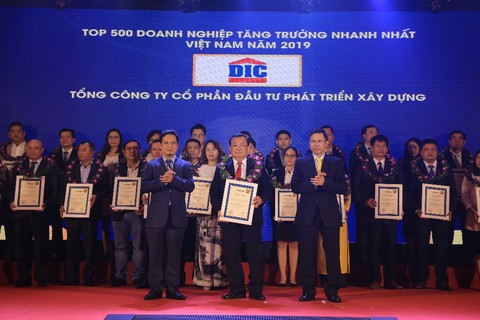Tăng trưởng nhanh, tập đoàn DIC nằm trong bảng xếp hạng FAST500 - Ảnh 1. Tăng trưởng nhanh, tập đoàn DIC nằm trong bảng xếp hạng FAST500 - Ảnh 1.