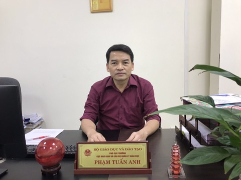 Ba giáo viên bị bắt vì sửa nâng điểm, Cục Nhà giáo nói gì? - Ảnh 1. Ba giáo viên bị bắt vì sửa nâng điểm, Cục Nhà giáo nói gì? - Ảnh 1.