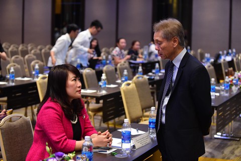 Liên tiếp ồn ào ghế nóng, Eximbank bị nhắc nhở trước đại hội cổ đông lần 2 - Ảnh 1. Liên tiếp ồn ào ghế nóng, Eximbank bị nhắc nhở trước đại hội cổ đông lần 2 - Ảnh 1.