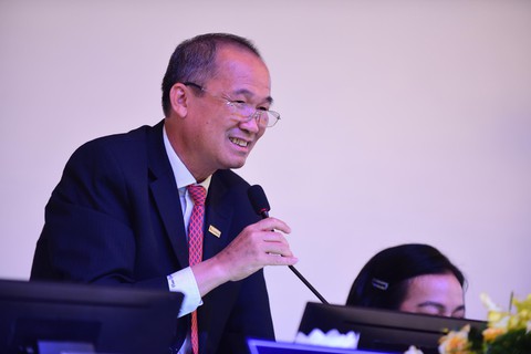 Ông Dương Công Minh nói gì khi cổ đông than chờ cổ tức mòn mỏi? - Ảnh 1. Ông Dương Công Minh nói gì khi cổ đông than chờ cổ tức mòn mỏi? - Ảnh 1.