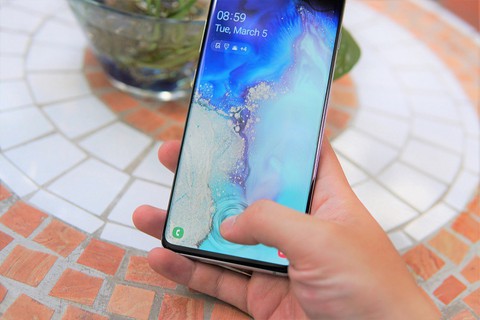 Những yếu tố tạo nên thành công của Samsung Galaxy S10 - Ảnh 2. Những yếu tố tạo nên thành công của Samsung Galaxy S10 - Ảnh 2.