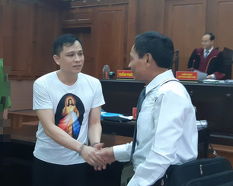 Hủy án sơ thẩm vụ trộm xe bán tải của... chính mình - Ảnh 1. Hủy án sơ thẩm vụ trộm xe bán tải của... chính mình - Ảnh 1.