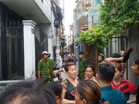 Nghi án cháu trai dùng búa đập chết cô ruột ở quận 8 - Ảnh 1. Nghi án cháu trai dùng búa đập chết cô ruột ở quận 8 - Ảnh 1.