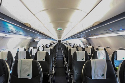 Bamboo Airways liên tục đón máy bay mới trước thềm nghỉ lễ - Ảnh 3. Bamboo Airways liên tục đón máy bay mới trước thềm nghỉ lễ - Ảnh 3.