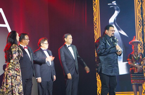 Song Lang đoạt giải kịch bản ở Liên hoan và giải thưởng điện ảnh quốc tế ASEAN - Ảnh 2. Song Lang đoạt giải kịch bản ở Liên hoan và giải thưởng điện ảnh quốc tế ASEAN - Ảnh 2.