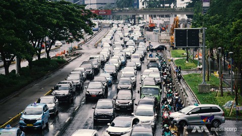 Indonesia dời thủ đô vì kẹt xe gây nhiều thiệt hại - Ảnh 1. Indonesia dời thủ đô vì kẹt xe gây nhiều thiệt hại - Ảnh 1.