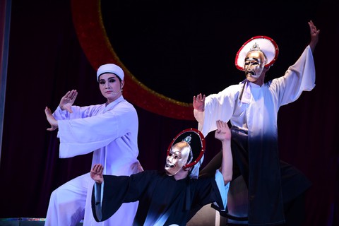 Kịch, cải lương mới, phim... cho những ngày nghỉ lễ - Ảnh 1. Kịch, cải lương mới, phim... cho những ngày nghỉ lễ - Ảnh 1.