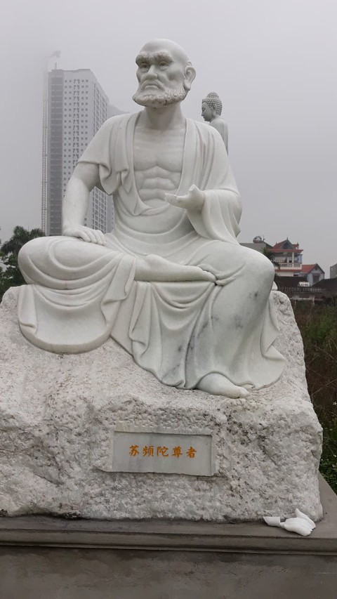 Vặt tai, bẻ tay, chặt ngón chân... 16 vị La Hán trong chùa - Ảnh 13. Vặt tai, bẻ tay, chặt ngón chân... 16 vị La Hán trong chùa - Ảnh 13.