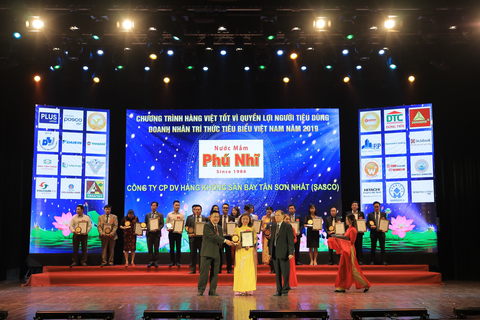 Nước mắm Phú Nhĩ: bắt đầu từ truyền thống... - Ảnh 1. Nước mắm Phú Nhĩ: bắt đầu từ truyền thống... - Ảnh 1.