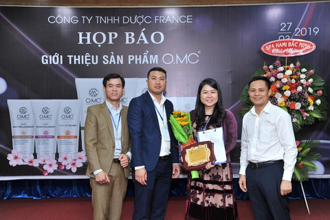 Dược France ra mắt và giới thiệu sản phẩm OMC - Ảnh 2. Dược France ra mắt và giới thiệu sản phẩm OMC - Ảnh 2.