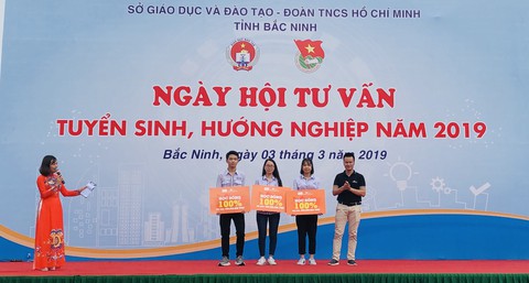 Đại học FPT công bố các điểm mới trong tuyển sinh năm 2019 - Ảnh 2. Đại học FPT công bố các điểm mới trong tuyển sinh năm 2019 - Ảnh 2.