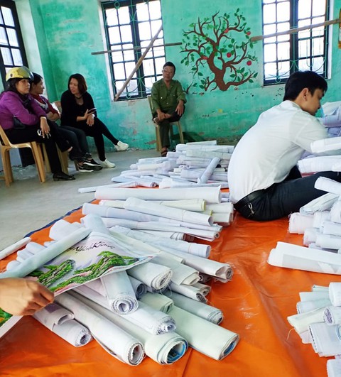 Hiệu phó Trường mầm non bị tố lừa đảo cả tỉ đồng - Ảnh 2. Hiệu phó Trường mầm non bị tố lừa đảo cả tỉ đồng - Ảnh 2.