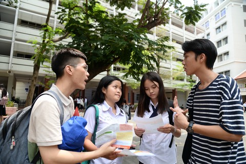 Đua nhau tổ chức thi đánh giá năng lực - Ảnh 1. Đua nhau tổ chức thi đánh giá năng lực - Ảnh 1.
