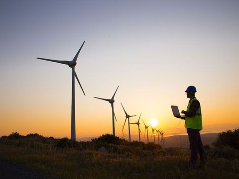 Ông Trump công kích điện gió, tuyên bố turbine gió có thể gây ung thư - Ảnh 2. Ông Trump công kích điện gió, tuyên bố turbine gió có thể gây ung thư - Ảnh 2.