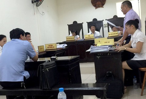 Nguyên bộ trưởng Phạm Vũ Luận thua kiện vụ thu hồi bằng tiến sĩ - Ảnh 1. Nguyên bộ trưởng Phạm Vũ Luận thua kiện vụ thu hồi bằng tiến sĩ - Ảnh 1.