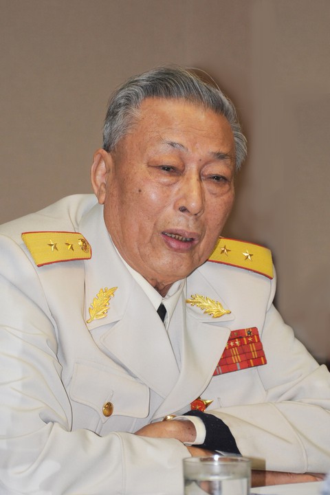 Tướng Đồng Sỹ Nguyên - tượng đài trong lòng con cháu - Ảnh 1. Tướng Đồng Sỹ Nguyên - tượng đài trong lòng con cháu - Ảnh 1.