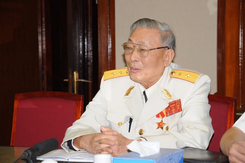 Tướng Đồng Sỹ Nguyên - tượng đài trong lòng con cháu - Ảnh 3. Tướng Đồng Sỹ Nguyên - tượng đài trong lòng con cháu - Ảnh 3.