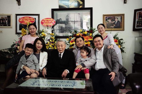 Tướng Đồng Sỹ Nguyên - tượng đài trong lòng con cháu - Ảnh 2. Tướng Đồng Sỹ Nguyên - tượng đài trong lòng con cháu - Ảnh 2.
