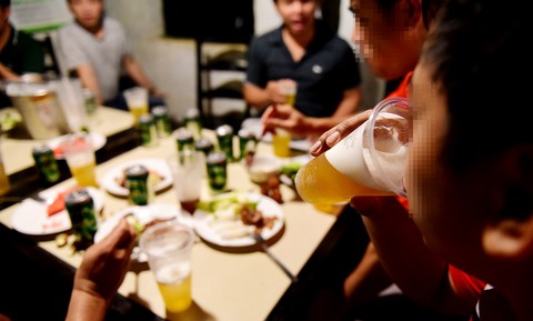 Chuyên gia Nhật: TP.HCM cần đánh thuế rượu bia trên lợi thế đặc thù - Ảnh 1. Chuyên gia Nhật: TP.HCM cần đánh thuế rượu bia trên lợi thế đặc thù - Ảnh 1.