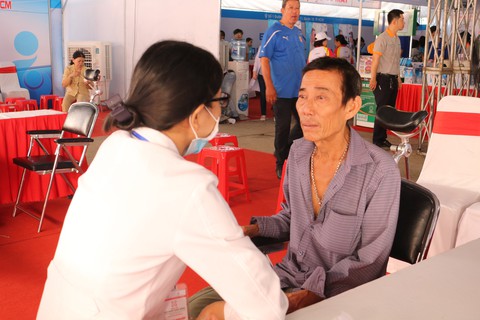 TP.HCM: Khám sức khỏe miễn phí tại Ngày hội sức khỏe cộng đồng - Ảnh 1. TP.HCM: Khám sức khỏe miễn phí tại Ngày hội sức khỏe cộng đồng - Ảnh 1.
