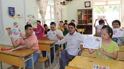 Dũng vầng trăng khuyết: Vượt qua nỗi đau để chữa lành nỗi đau - Ảnh 1. Dũng vầng trăng khuyết: Vượt qua nỗi đau để chữa lành nỗi đau - Ảnh 1.