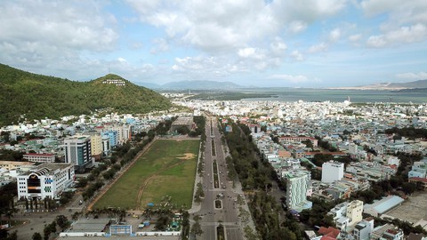 Xây dựng Quy Nhơn thành trung tâm kinh tế biển quốc gia - Ảnh 2. Xây dựng Quy Nhơn thành trung tâm kinh tế biển quốc gia - Ảnh 2.