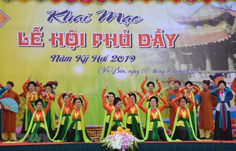 Lễ hội Phủ Dầy gắn với bảo tồn, phát huy tín ngưỡng thờ Mẫu - Ảnh 1. Lễ hội Phủ Dầy gắn với bảo tồn, phát huy tín ngưỡng thờ Mẫu - Ảnh 1.