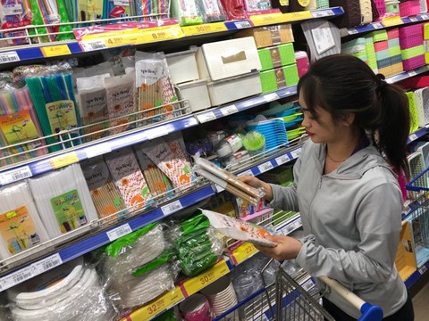 Saigon Co.op ngưng kinh doanh ống hút nhựa trên toàn hệ thống - Ảnh 1. Saigon Co.op ngưng kinh doanh ống hút nhựa trên toàn hệ thống - Ảnh 1.