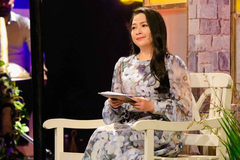 MC Quỳnh Hương chia tay Thay lời muốn nói sau 19 năm - Ảnh 1. MC Quỳnh Hương chia tay Thay lời muốn nói sau 19 năm - Ảnh 1.