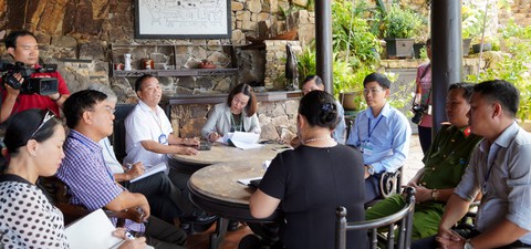 Khách tố resort chém 150.000 đồng/trái dừa, resort nói giá đã niêm yết - Ảnh 1. Khách tố resort chém 150.000 đồng/trái dừa, resort nói giá đã niêm yết - Ảnh 1.
