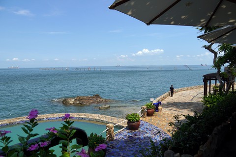 Khách tố resort chém 150.000 đồng/trái dừa, resort nói giá đã niêm yết - Ảnh 3. Khách tố resort chém 150.000 đồng/trái dừa, resort nói giá đã niêm yết - Ảnh 3.
