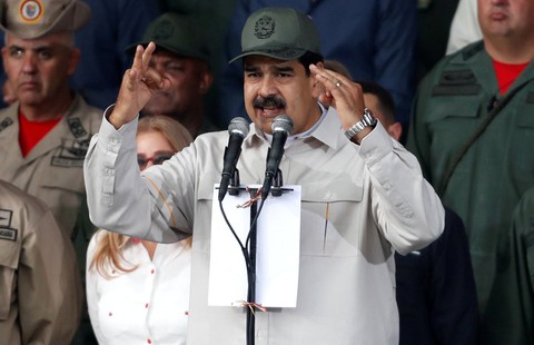 Washington nói Tổng thống Venezuela suýt rời đi tị nạn ở Cuba - Ảnh 1. Washington nói Tổng thống Venezuela suýt rời đi tị nạn ở Cuba - Ảnh 1.