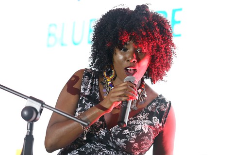 Deni Hines: Khi cần lên tiếng, tôi sẽ ‘nói’ qua âm nhạc - Ảnh 2. Deni Hines: Khi cần lên tiếng, tôi sẽ ‘nói’ qua âm nhạc - Ảnh 2.