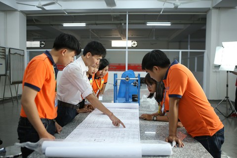 HUTECH đào tạo logistics và quản lý chuỗi cung ứng - Ảnh 1. HUTECH đào tạo logistics và quản lý chuỗi cung ứng - Ảnh 1.