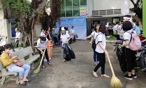 Sinh viên TP.HCM cam kết thấy rác nhặt ngay, không dùng ly nhựa - Ảnh 2. Sinh viên TP.HCM cam kết thấy rác nhặt ngay, không dùng ly nhựa - Ảnh 2.