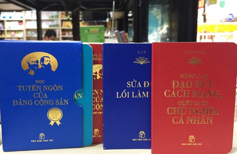 Bộ sách Di sản Hồ Chí Minh và hành trình 20 năm của một nhà xuất bản - Ảnh 3. Bộ sách Di sản Hồ Chí Minh và hành trình 20 năm của một nhà xuất bản - Ảnh 3.