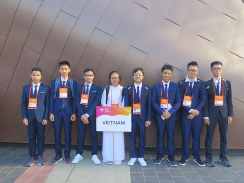 Olympic Vật lý châu Á 2019: Đoàn Việt Nam đoạt 2 HC bạc, 5 HC đồng - Ảnh 1. Olympic Vật lý châu Á 2019: Đoàn Việt Nam đoạt 2 HC bạc, 5 HC đồng - Ảnh 1.