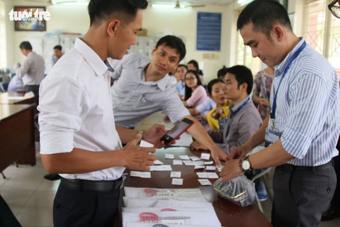 Thay đổi toàn bộ quy trình chấm thi trắc nghiệm - Ảnh 1. Thay đổi toàn bộ quy trình chấm thi trắc nghiệm - Ảnh 1.