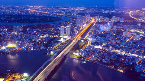 Ngắm Sài Gòn từ độ cao 400m của tòa nhà Landmark 81 - Ảnh 3. Ngắm Sài Gòn từ độ cao 400m của tòa nhà Landmark 81 - Ảnh 3.