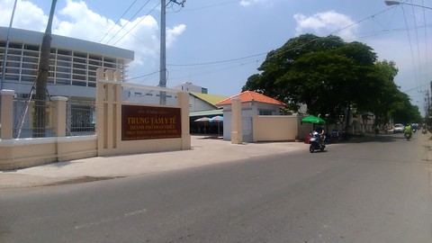 Cách chức cùng lúc hai lãnh đạo Trung tâm Y tế TP Phan Thiết - Ảnh 1. Cách chức cùng lúc hai lãnh đạo Trung tâm Y tế TP Phan Thiết - Ảnh 1.