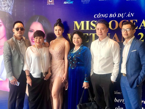 Ì xèo chưa rơi vào quên lãng, Hoa hậu Đại dương Việt bơi qua Mỹ - Ảnh 2. Ì xèo chưa rơi vào quên lãng, Hoa hậu Đại dương Việt bơi qua Mỹ - Ảnh 2.
