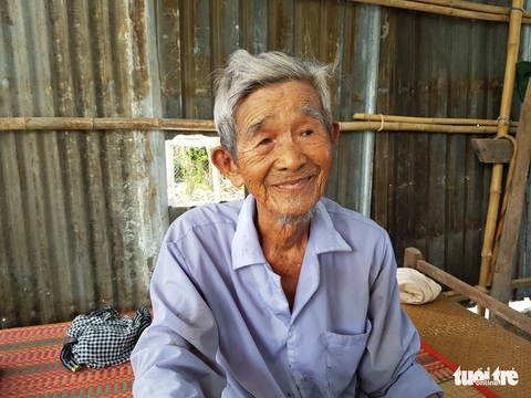 Còn nhiều rắn hổ mây khủng dưới chân Núi Cấm - Ảnh 3. Còn nhiều rắn hổ mây khủng dưới chân Núi Cấm - Ảnh 3.