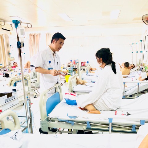 Cứu sống nữ bệnh nhân bị tai nạn đứt rời lưỡi - Ảnh 1. Cứu sống nữ bệnh nhân bị tai nạn đứt rời lưỡi - Ảnh 1.