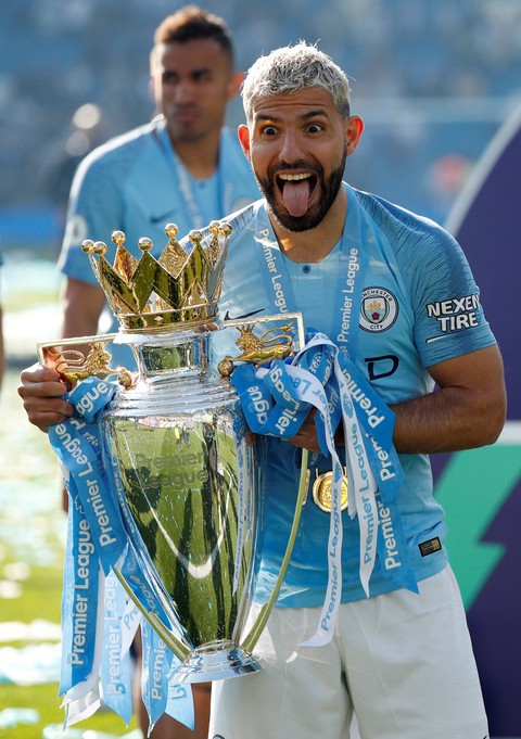 Aguero được gọi trở lại tuyển Argentina sau gần 1 năm - Ảnh 1. Aguero được gọi trở lại tuyển Argentina sau gần 1 năm - Ảnh 1.