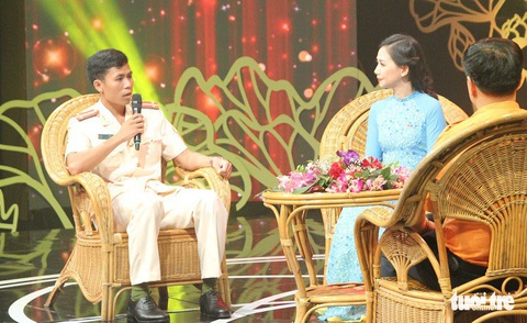 Trung úy giao thông cứu người: rèn luyện từ lời dạy của Chủ tịch Hồ Chí Minh - Ảnh 2. Trung úy giao thông cứu người: rèn luyện từ lời dạy của Chủ tịch Hồ Chí Minh - Ảnh 2.