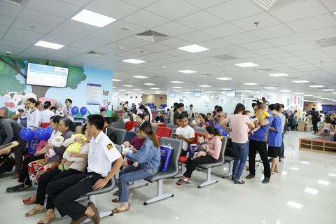 Đưa vào khai thác Trung tâm tiêm chủng lớn nhất tại Đà Nẵng - Ảnh 2. Đưa vào khai thác Trung tâm tiêm chủng lớn nhất tại Đà Nẵng - Ảnh 2.