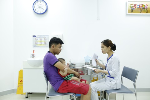 Đưa vào khai thác Trung tâm tiêm chủng lớn nhất tại Đà Nẵng - Ảnh 3. Đưa vào khai thác Trung tâm tiêm chủng lớn nhất tại Đà Nẵng - Ảnh 3.